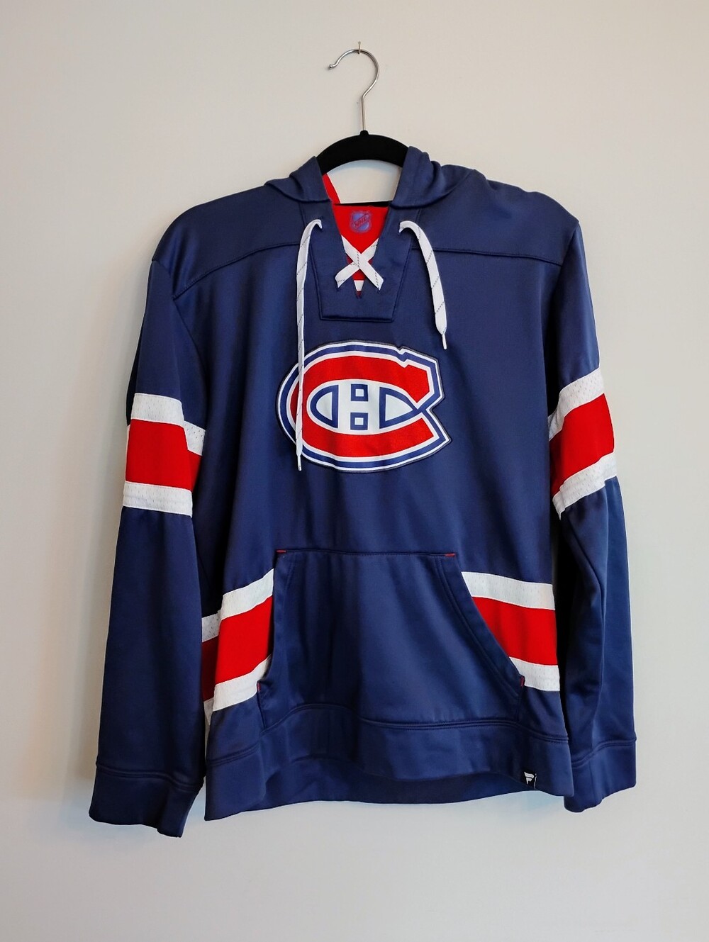 Montreal Canadiens Pullover Hoodie Sweater Youth Large